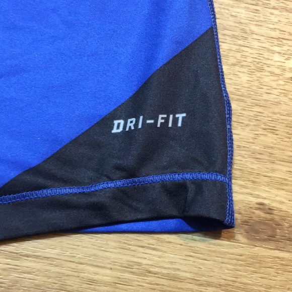 Nike Pro Top Womens Extra Small Dri Fit Blue Black Striped Athletic Running XS * - Picture 8 of 13